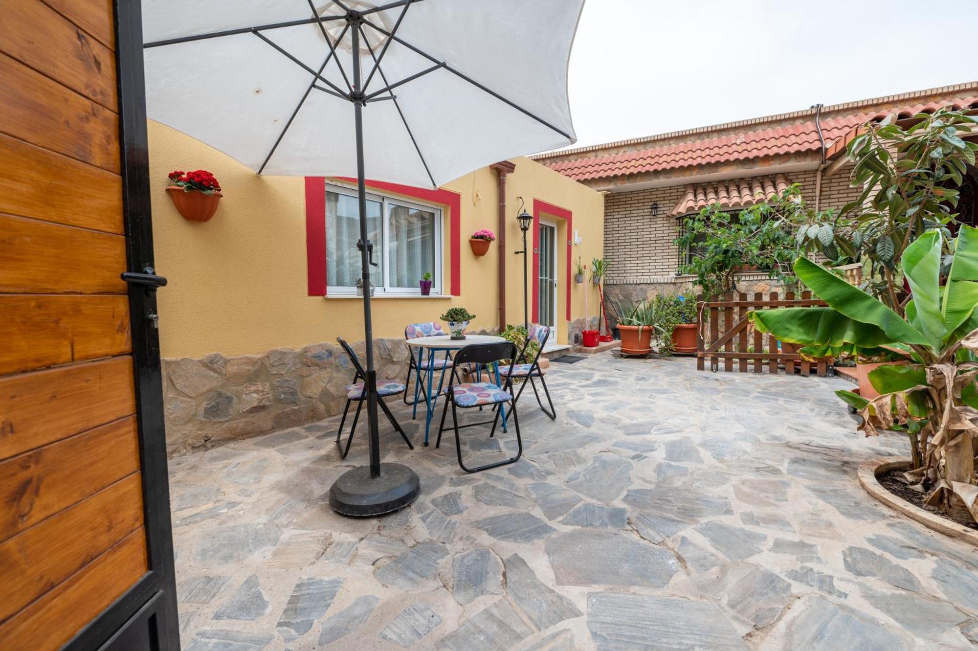 فيلا Casa "La Gata Azul" Con Jardin Privado El Campillo del Moro المظهر الخارجي الصورة